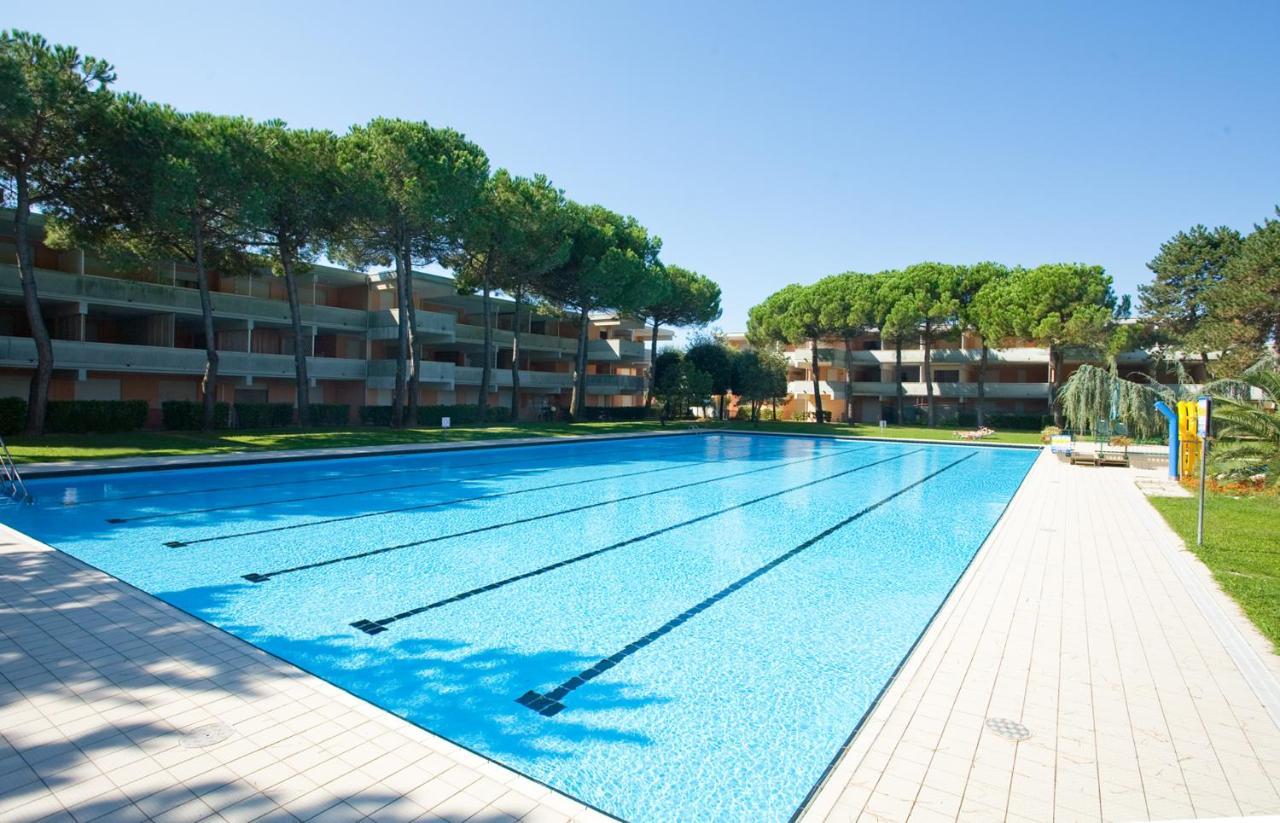 Villa Solarium/Piscina à Bibione Extérieur photo